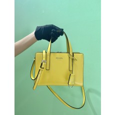 프라다 PRADA 리에디션 브러시드 가죽 핸드백